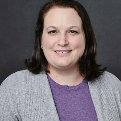 Photo of Jennifer Mills